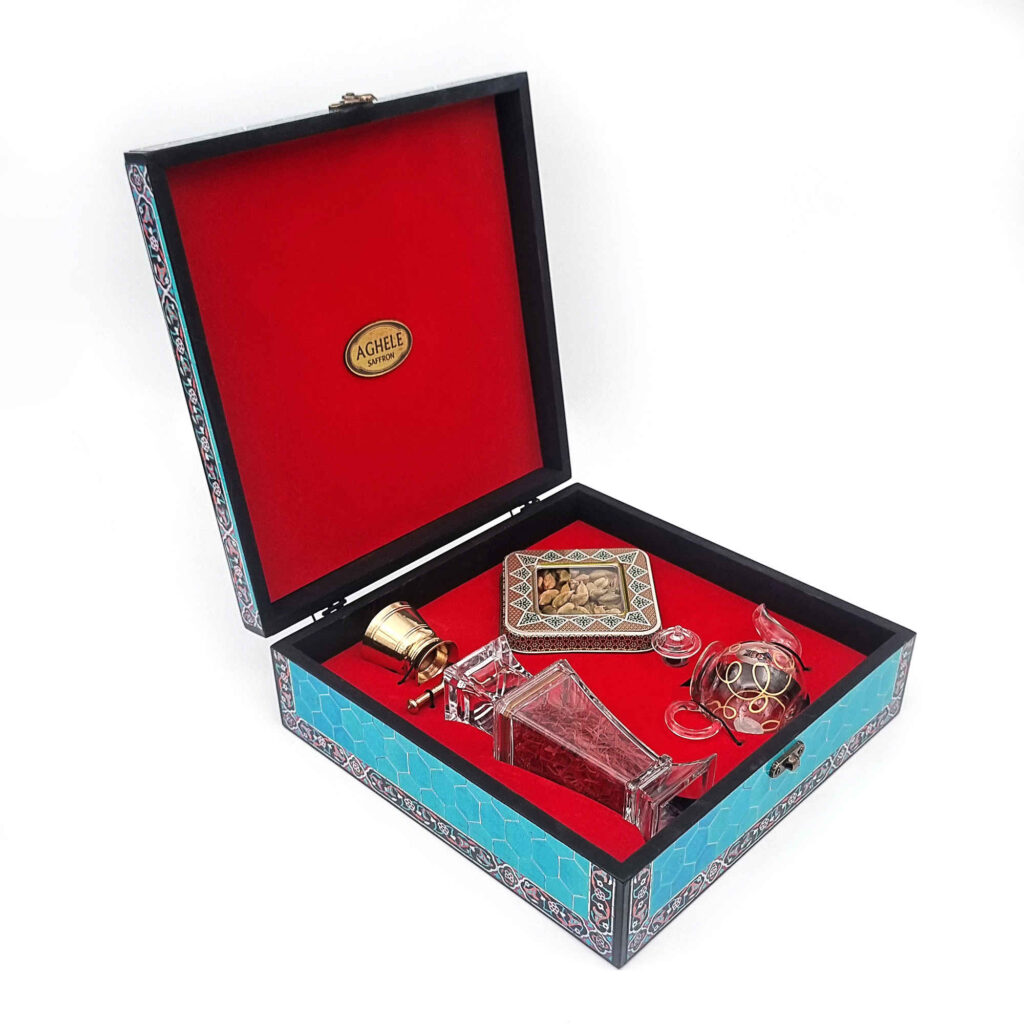 Coffret cadeau de safran persan (5g) - Idéal pour une pendaison de crémaillère avec cardamome, théière & mortier