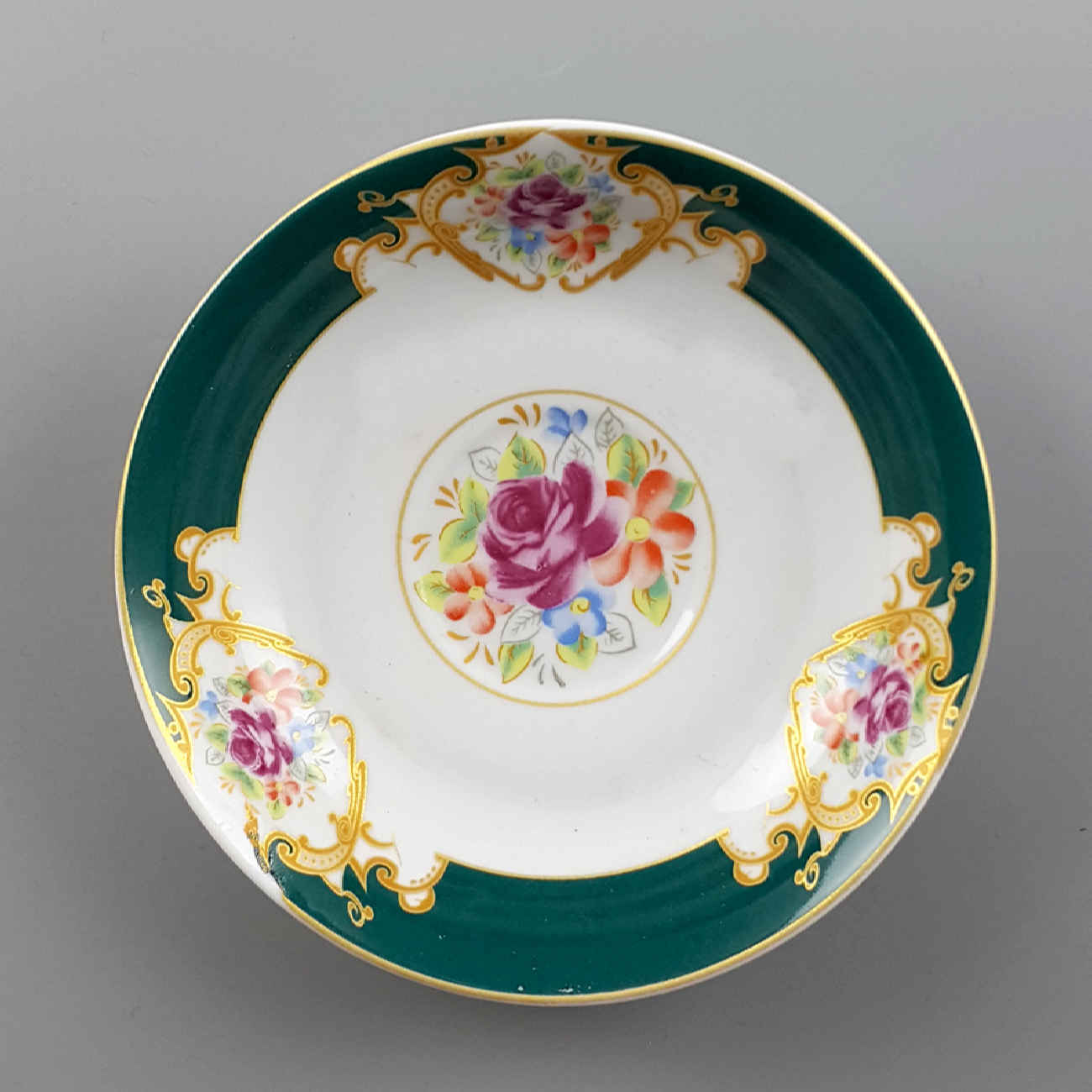 Assiette à thé persane – Porcelaine Chic et Luxueuse avec motif Fleur (Lot de 6)