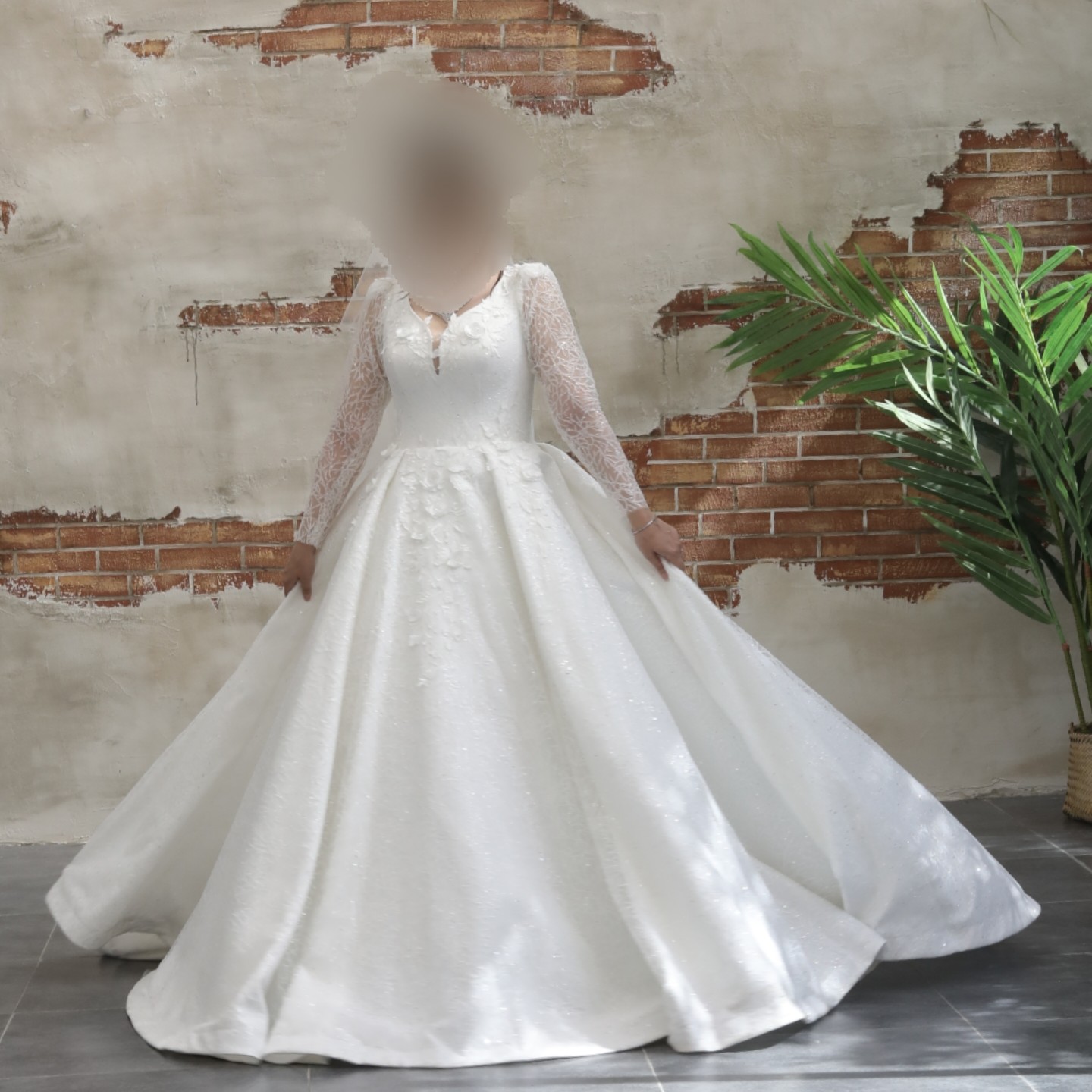 Robe de Mariée et de Mariage Perse – Style Arabe avec Encolure Cœur