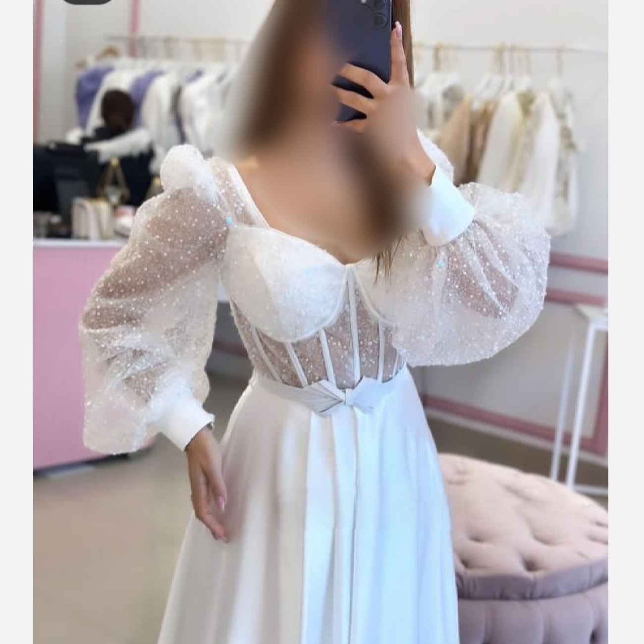 Robe de Mariée Perse – Style Arabe avec Manches en Dentelle, Chic et Luxueuse