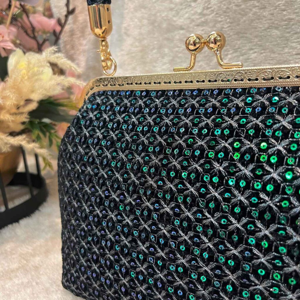 Pochette Femme Persane – Broderie Suzani, Parfaite pour Fêtes et Célébrations