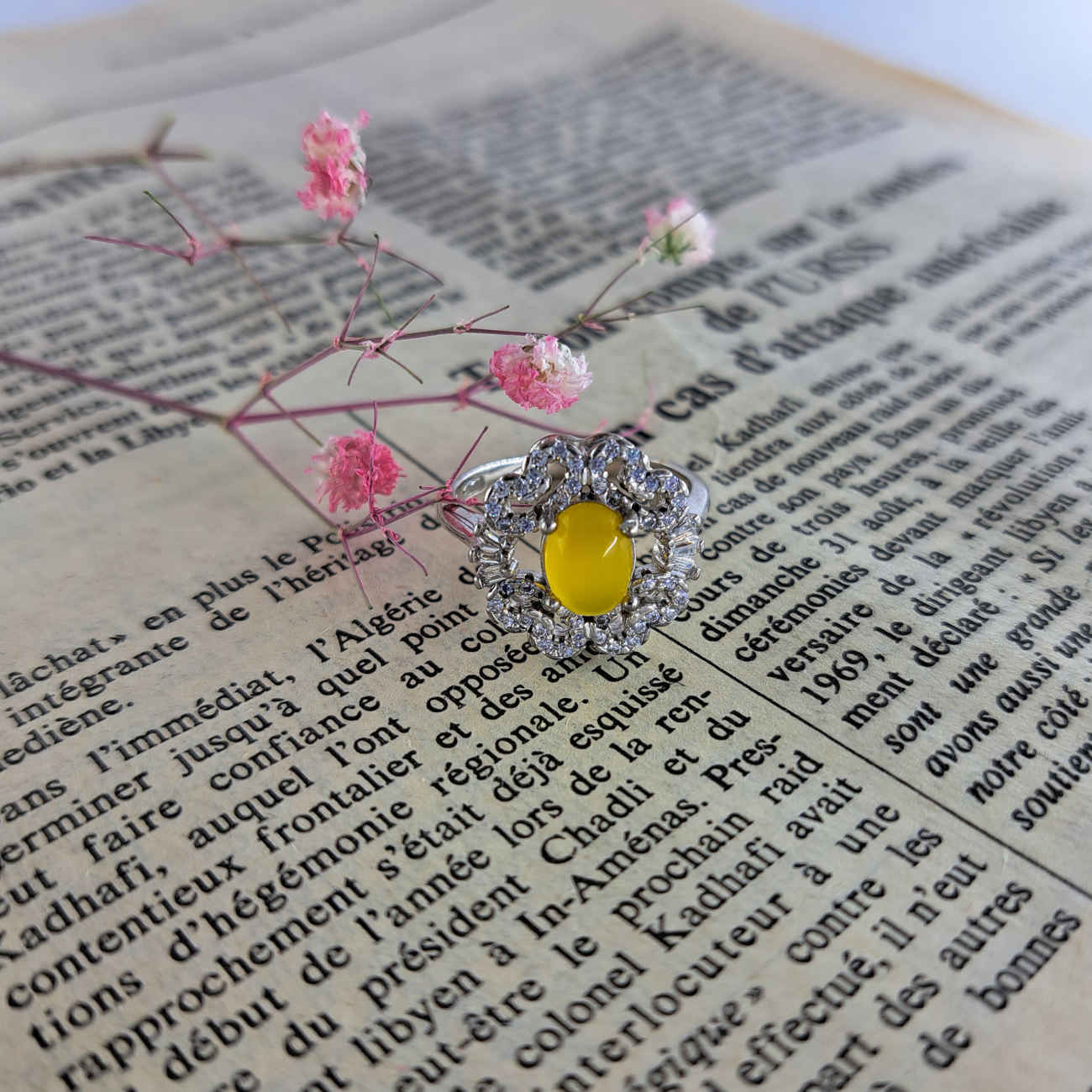 Bague en argent pour femme Agate Sharf al-Shams Modèle avec design de fleur