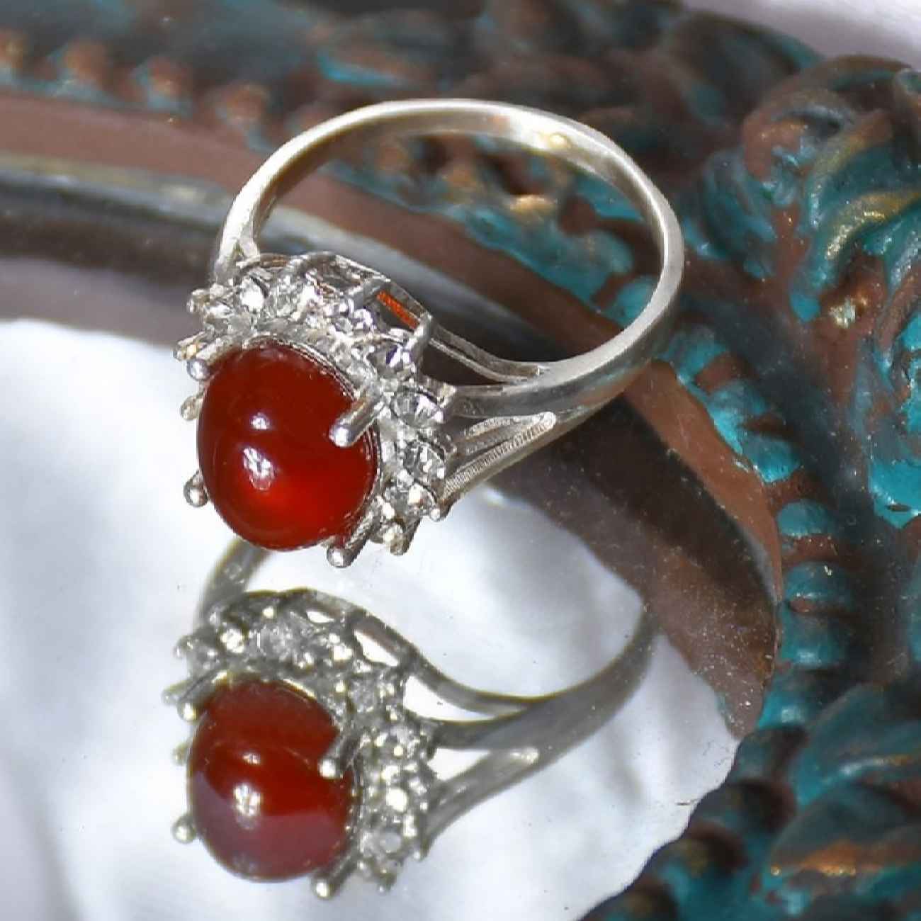 Bague en argent pour femme Agate avec pierre rouge et design de fleur