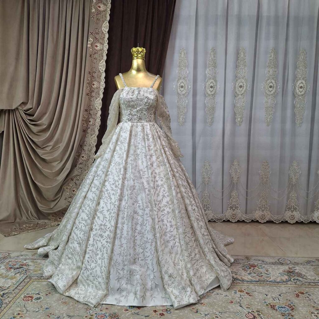 Robe de Mariée – Modèle Nuit Étoilée, Élégance et Style Moderne