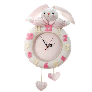 Horloge Murale en Bois Parfaite pour Chambre d’Enfant Cocooning & Minimaliste avec Design de Lapin