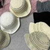 Chapeau Crocheté - Tissé à la Main, Chic et Élégant, Parfait pour Toute Saison