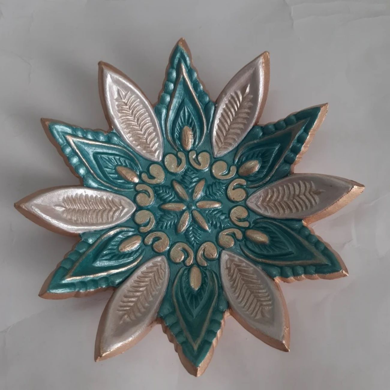 Haft-Seen pour le Nouvel An Persan – Art en argile en forme de fleurs