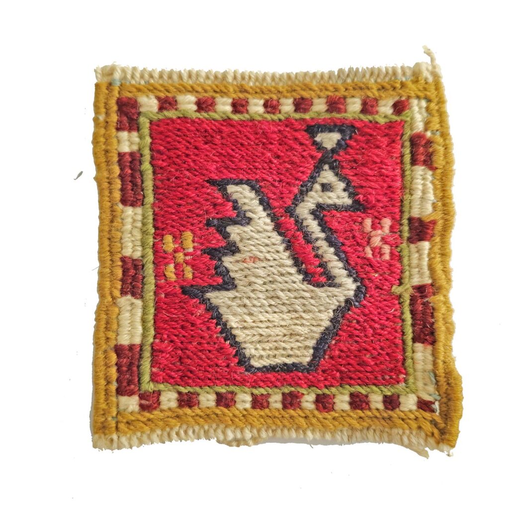 Sous-verre Kilim Persan Tissé à la Main – Accessoire de Table Décoratif Unique