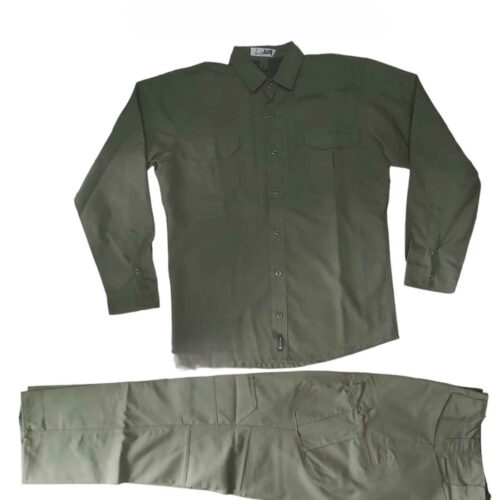 Uniforme militaire iranien – Exploration des traditions et du contemporain en vert