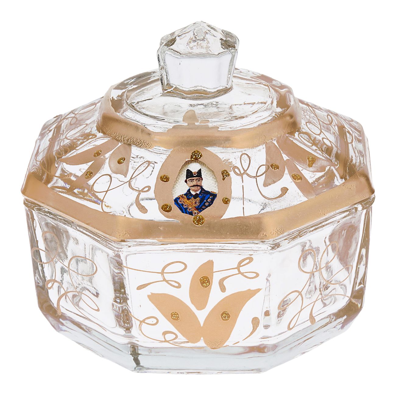 Le service à thé Shah Abbasi de 14 pièces est un ensemble traditionnel et élégant conçu pour servir le thé à six personnes.