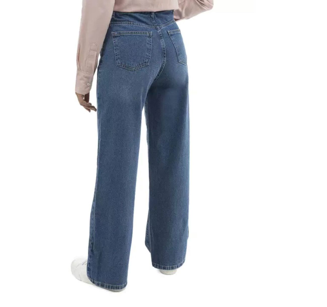 Confort absolu : jean ample pour un style décontracté et élégant