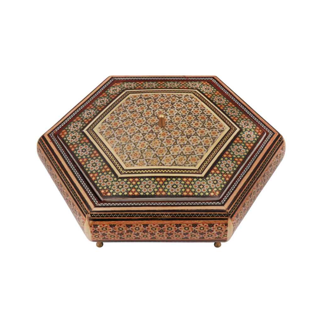 Coupelle à Bonbons Khatam Kari en Bois – Mélange de Fonctionnalité et d’Artisanat