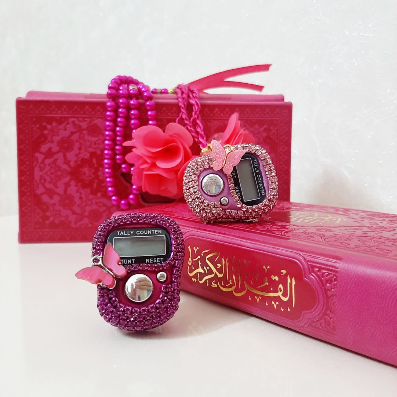 Compteur de Salawat orné de perles magnifiquement décoré avec des pierres précieuses