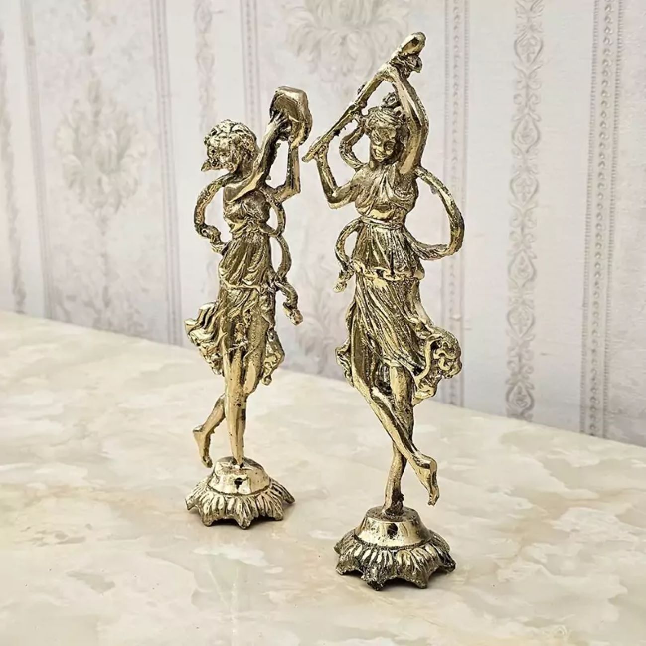 Statue de bronze de deux musiciens dansant – Art sculptural élégant pour la maison ou le bureau
