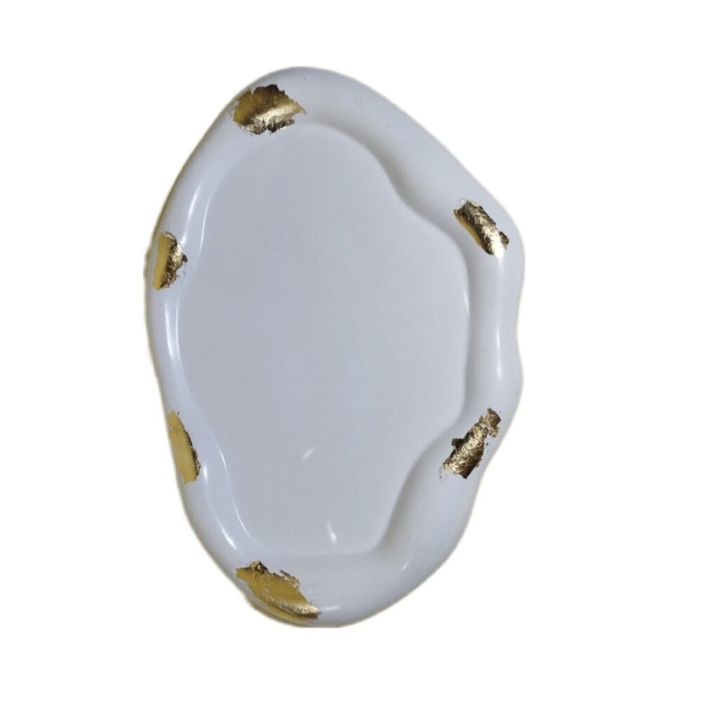 Plateau en béton déformé – Pièce décorative moderne au design unique pour la maison ou le bureau