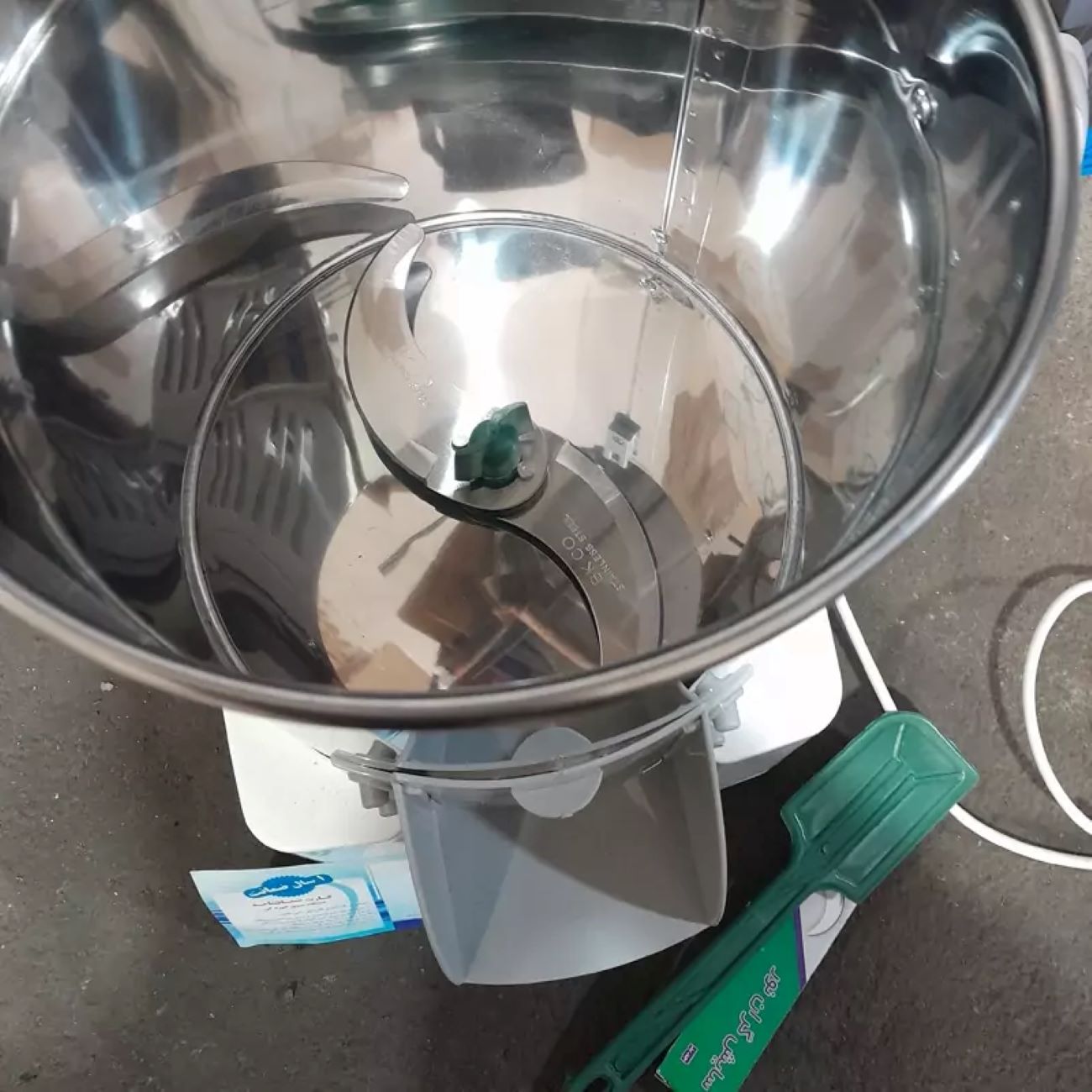 Hachoir Électrique à Légumes 6 Litres 220V – Marque Sabz Iran Couleur Blanche