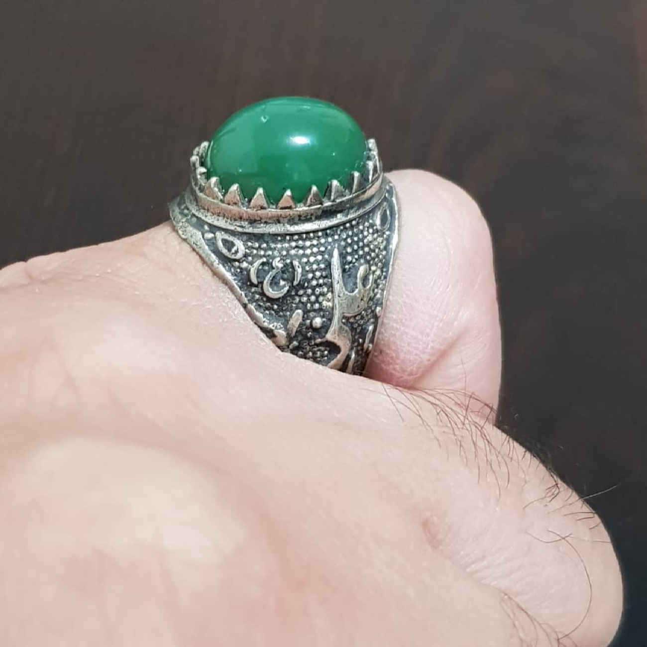 Bague en argent Agate yéménite islamique pour hommes avec pierre verte et design Ya Ali