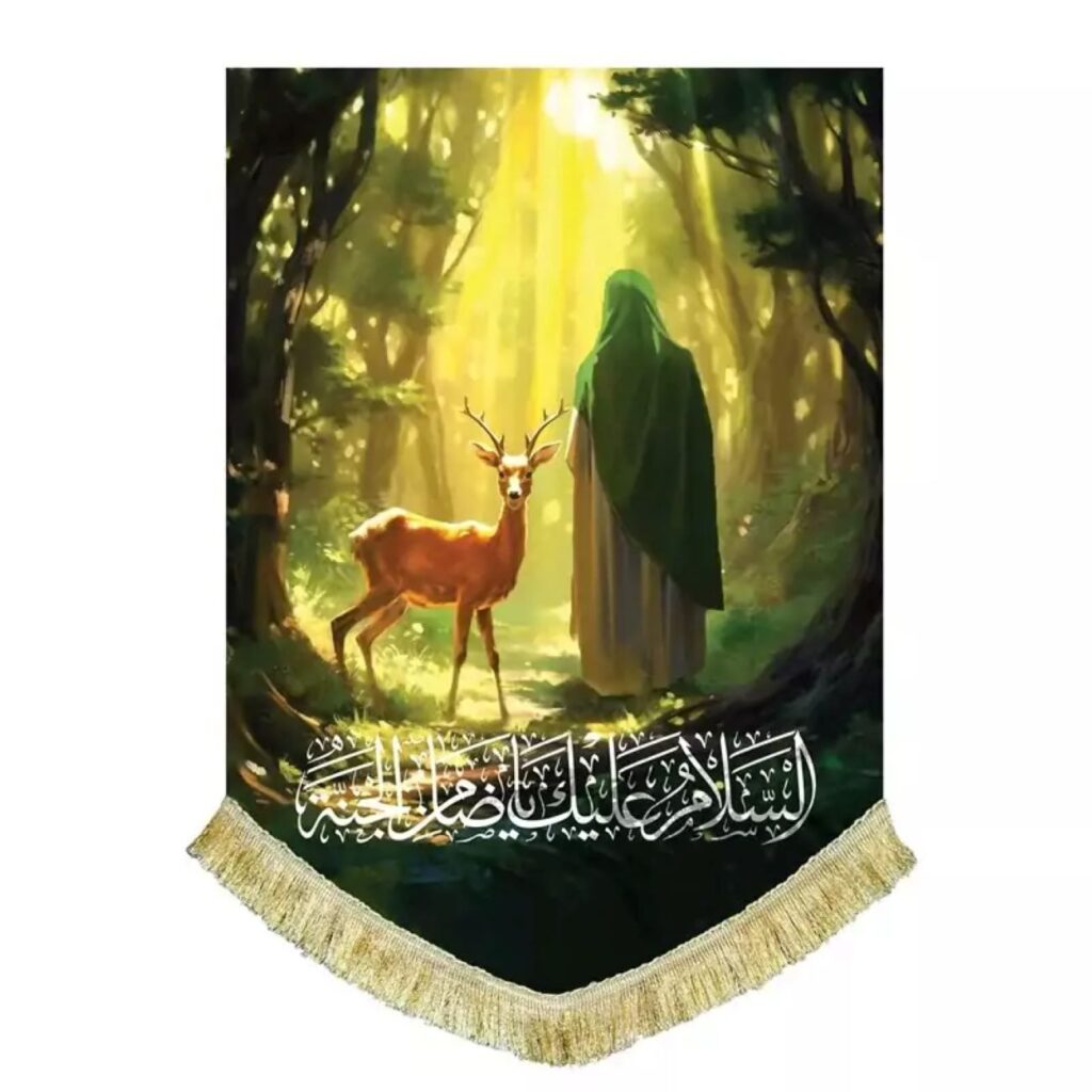 Drapeau vertical en velours avec peinture de l’Imam Reza (A.S.) et le cerf – bannière murale