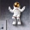 Statue d'astronaute murale : Pièce décorative unique à thème spatial pour votre maison ou bureau