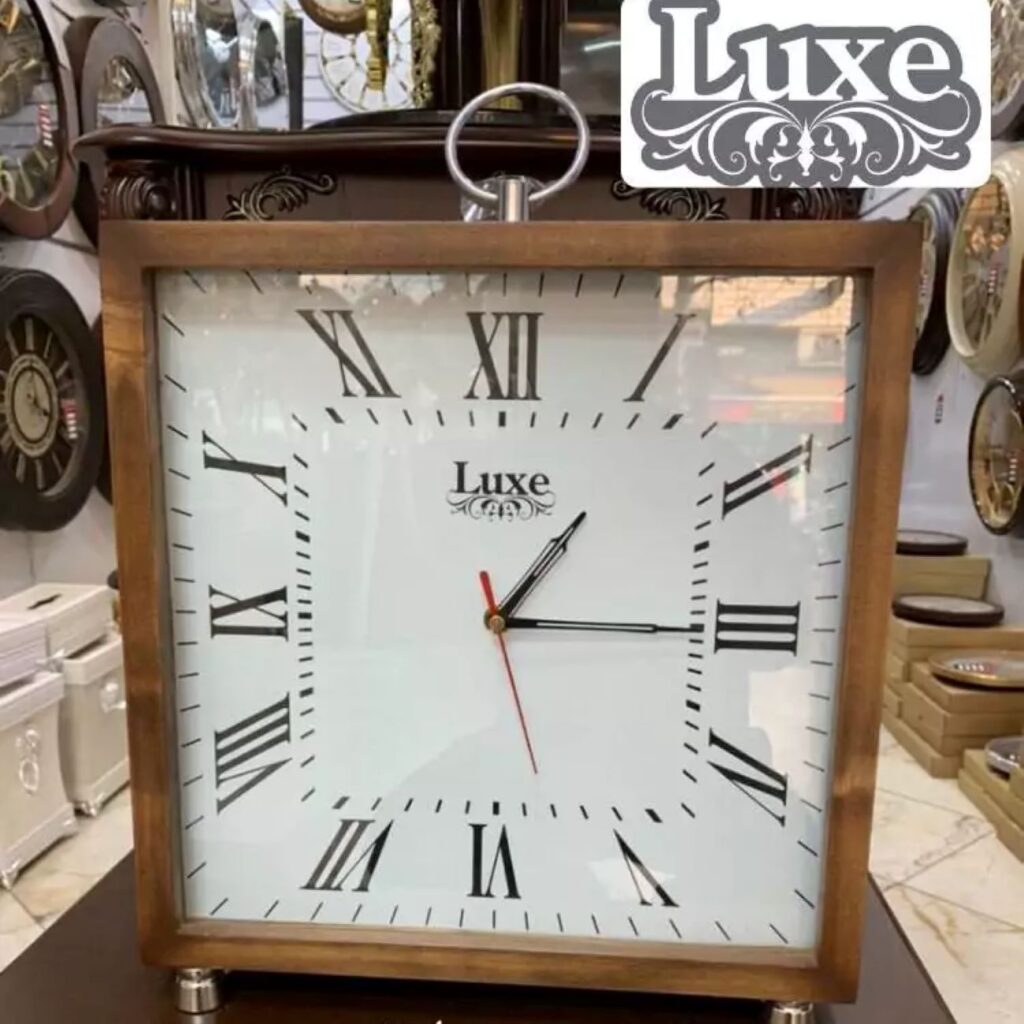 Horloge de Bureau en Bois - Un Accent Artisanat Unique pour Maison ou Bureau