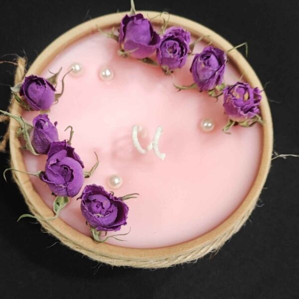 Bougies botaniques aromatiques avec pot en céramique et design fleur de rose