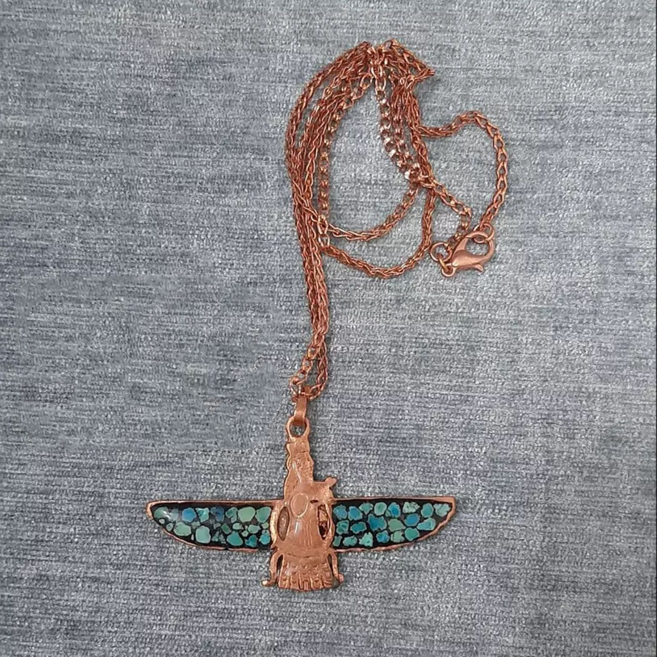 Ensemble bracelet et collier Faravahar en cuivre avec incrustations de turquoise