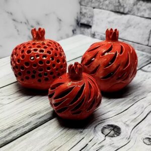 Porte-bougie en céramique style grenade 2 pièces – Une touche décorative pour l’ambiance de votre maison