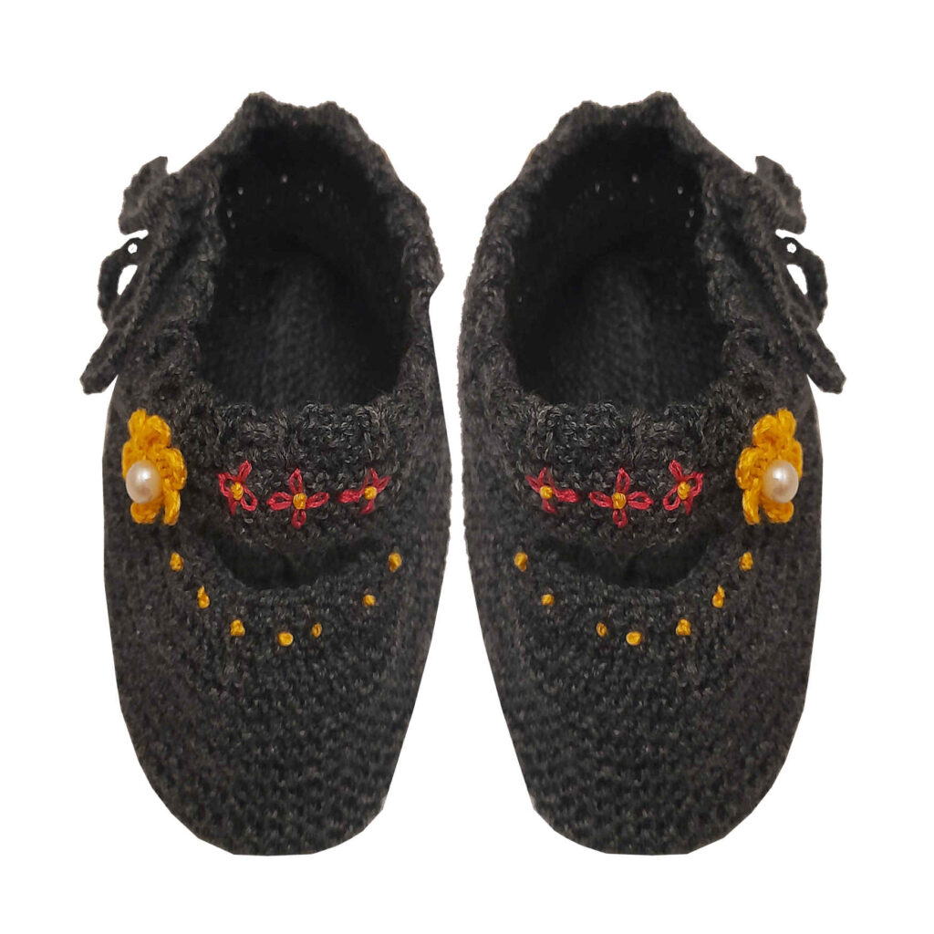 Chausson au crochet pour femmes - Tissage à la main, style traditionnel avec design floral