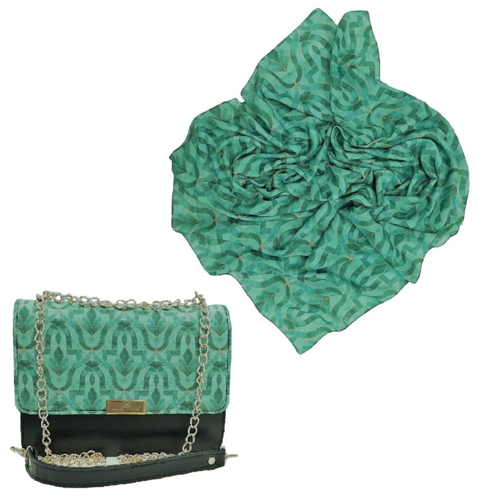 Sac à épaule élégant avec chaîne et foulard assorti