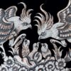 Panneau en laiton gravé avec motif d'oiseau et de fleur dans un cadre Khatamkari