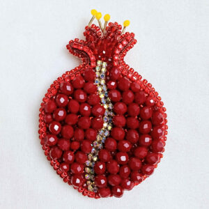 Épinglette Broche Grenade Artisanale – Bijou Élégant pour Toutes Occasions