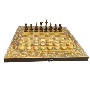 Plateau d’Échecs Khatamkari – Sublimez Votre Expérience de Jeu avec Artisanat de Qualité