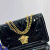 Sac à main en simili cuir luxueux avec chaîne imposante