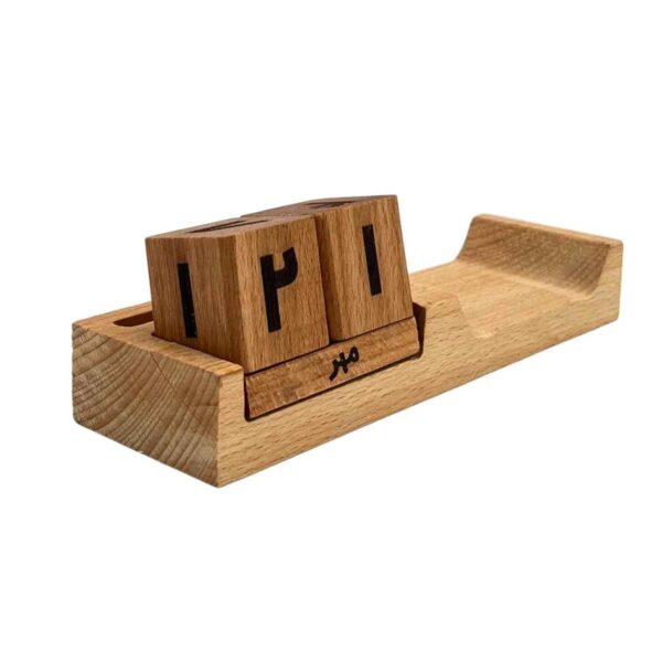 Calendrier de bureau en bois Cube – Organisateur de bureau élégant et fonctionnel