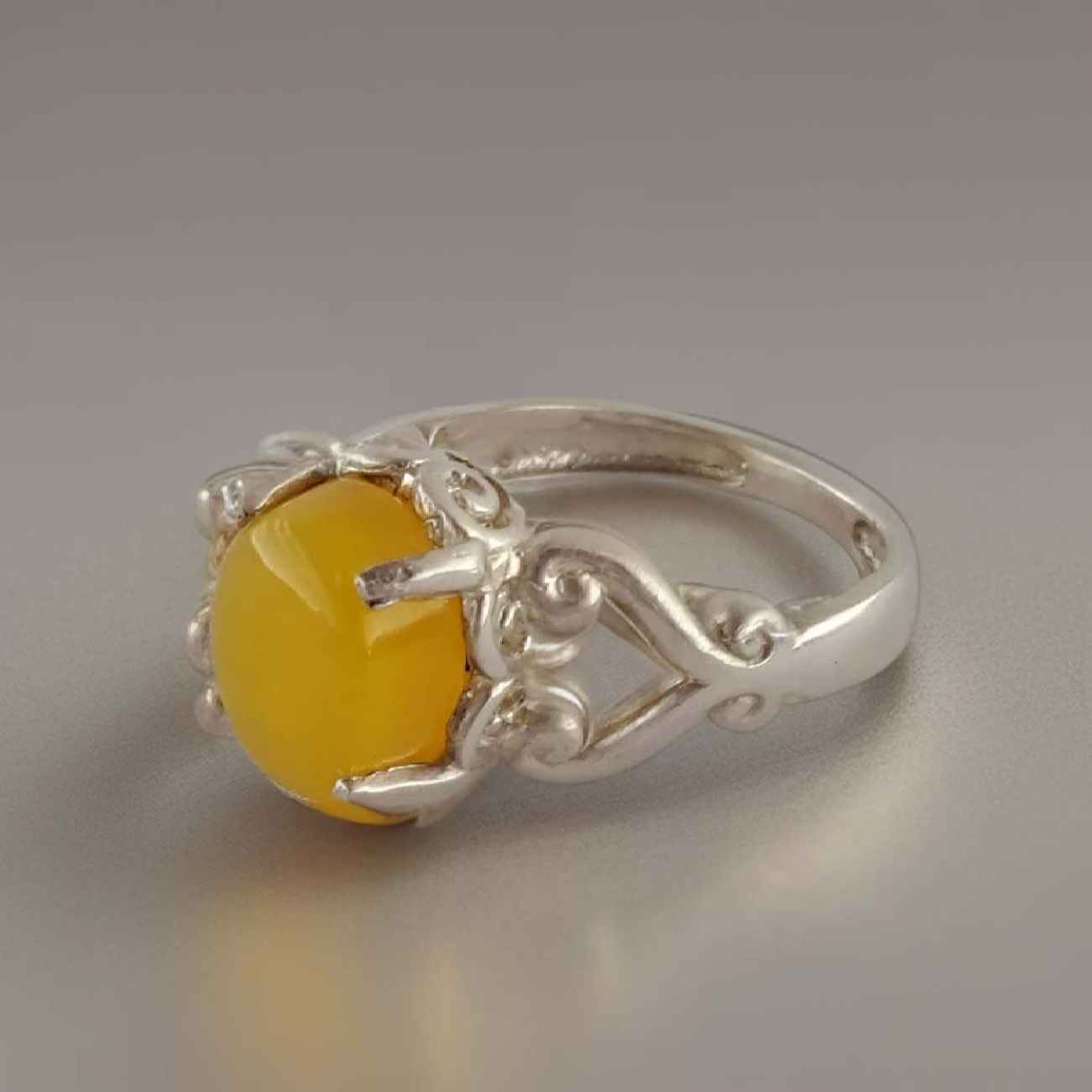 Bague en Agate Jaune Sharaf al-Shams en argent pur – Bague à monture à quatre griffes