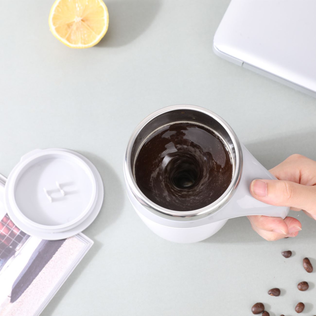 Mug de Voyage à Remuage Automatique – Modèle XD-860 (380 ml)