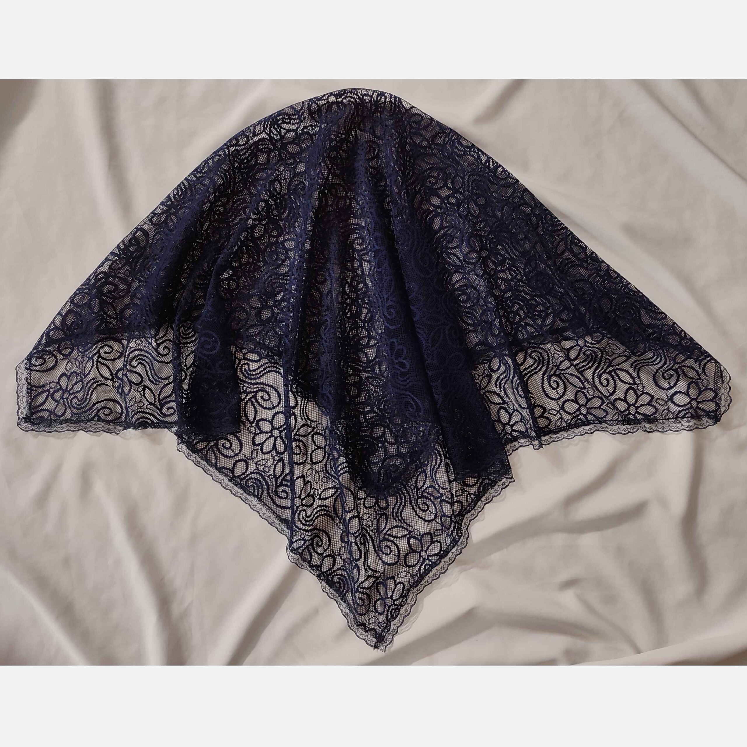 Foulard Mini Dentelle – Idéal pour les soirées et occasions spéciales II