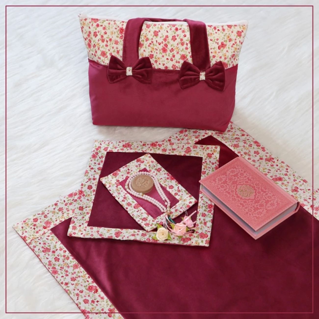 Essentiels pour la Cérémonie de Taklif des Filles – Idéal pour une Collection de Cadeaux Islamique