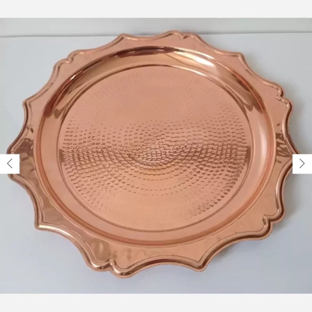 Grand Plateau de Service en Cuivre Martelé à la Main – Parfait pour Recevoir des Invités ou en Décoration