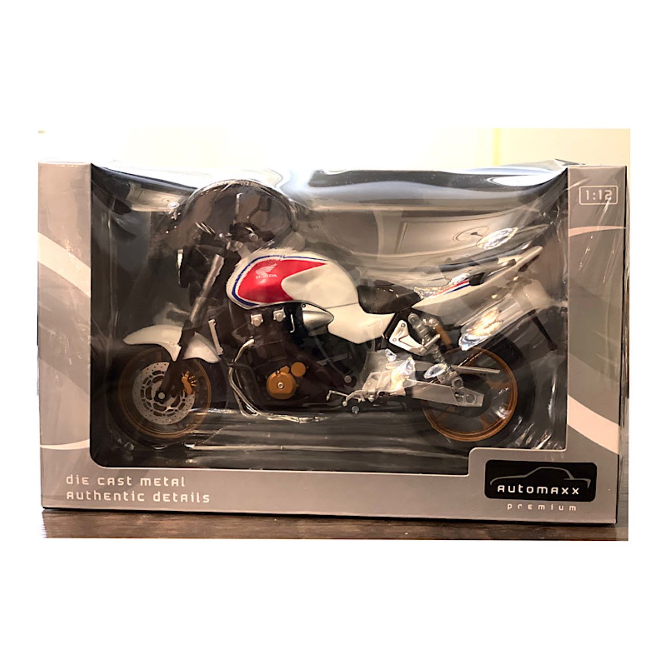 Jouet Moto Honda CB1300 Style – Modèle Réaliste Adapté aux Enfants et aux Collectionneurs