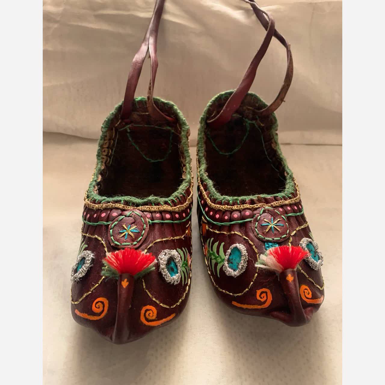 Traditions Charooq – Chaussons persans artisanaux