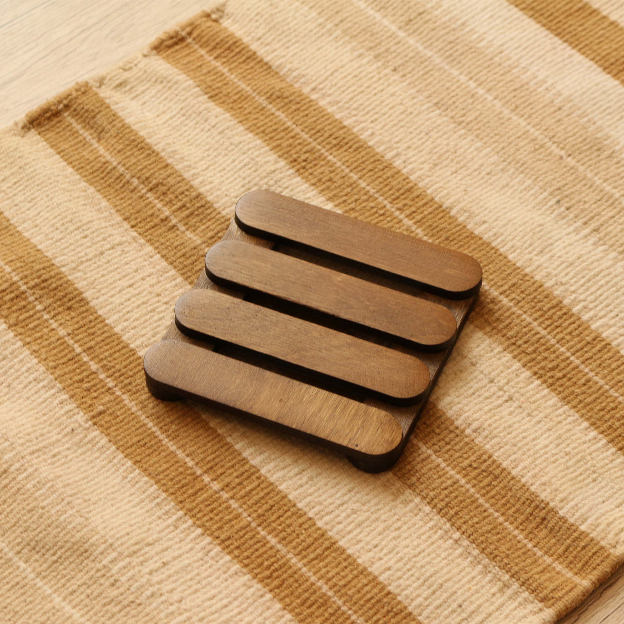 Sous-verre inspiré de palette – Idéal pour les tables à café (lot de 6)