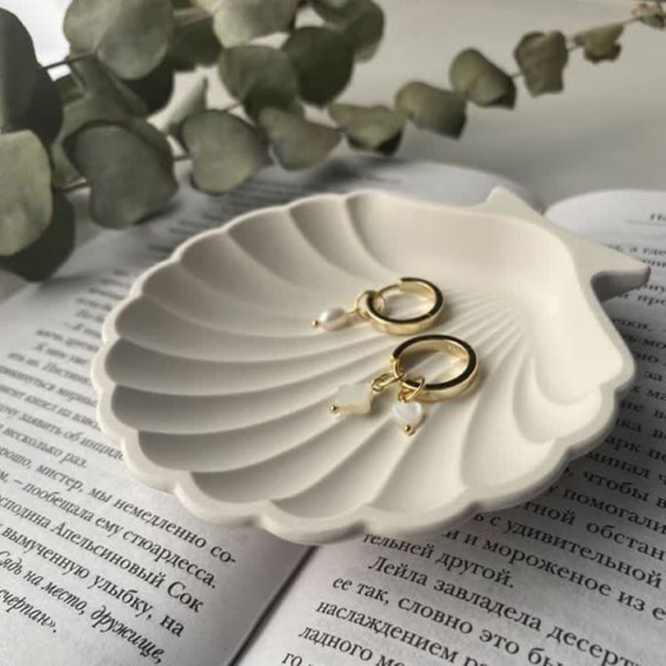 Porte-bijoux en forme de coquillage – Matériau en béton (2 pièces)