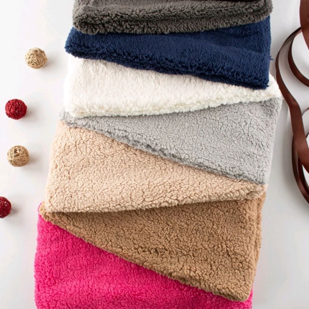 Écharpe col en tissu teddy – Douce et chaude pour les jours froids