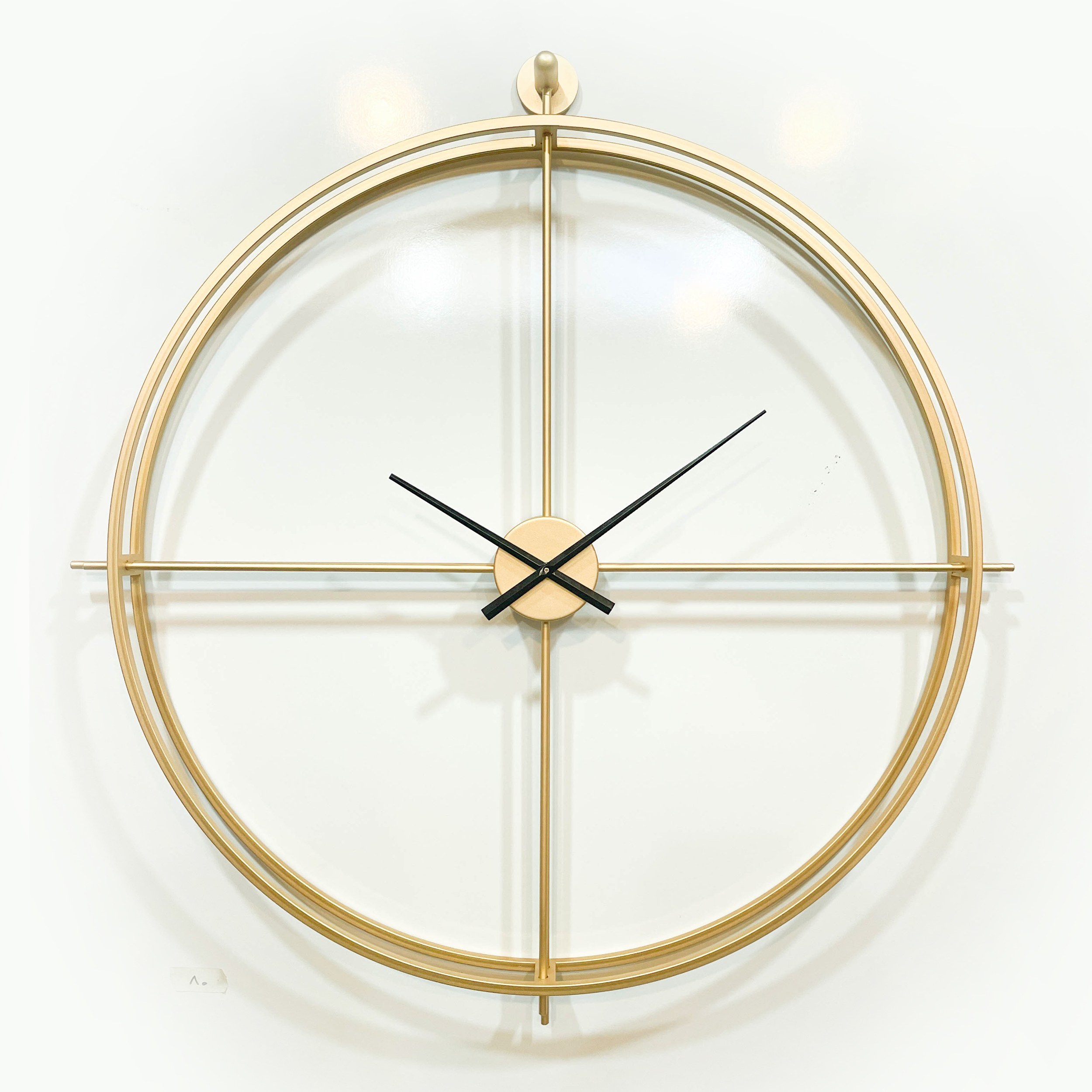 Horloge murale minimaliste dorée surdimensionnée – élégante pour toute pièce