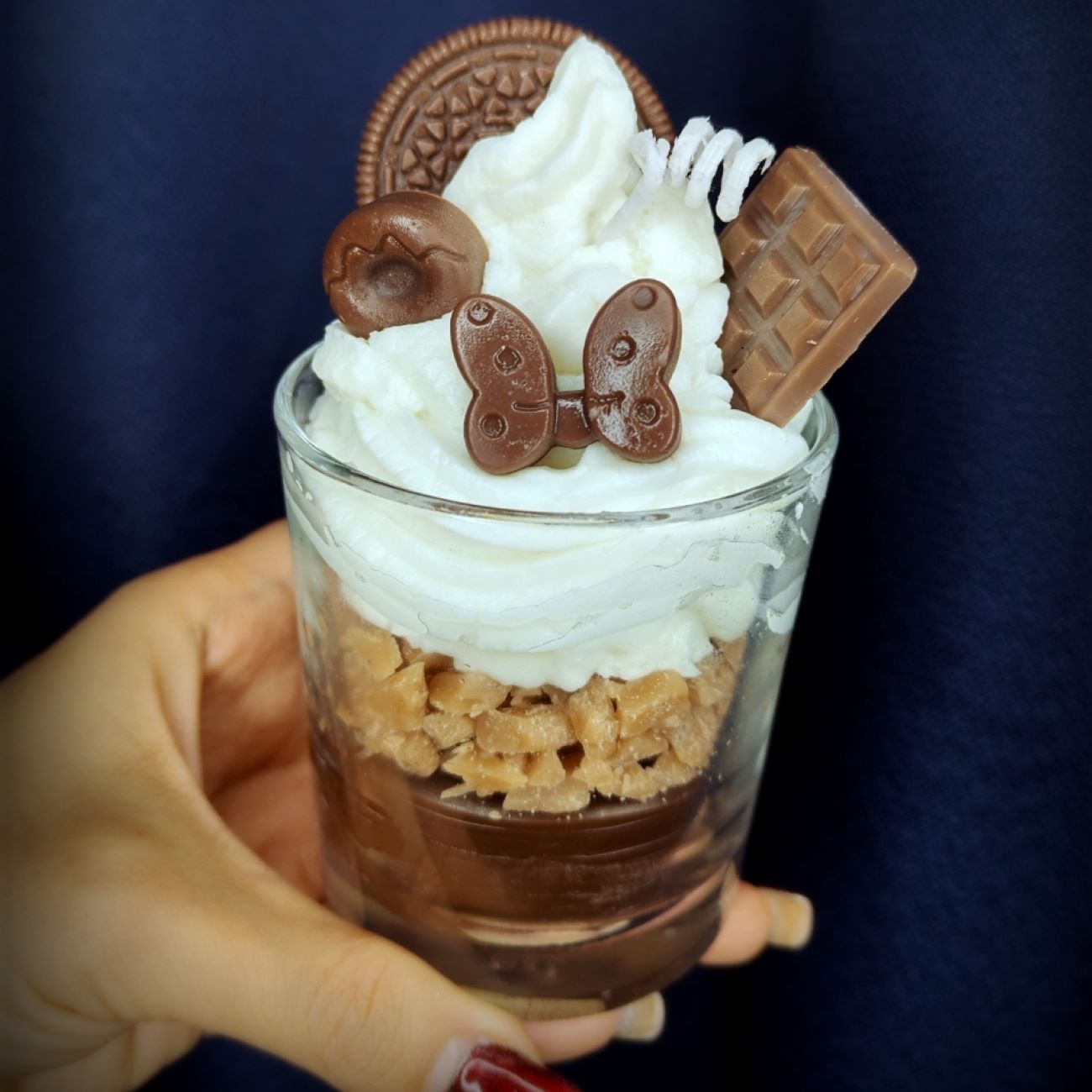 Bougie artisanale au design irrésistible inspiré des desserts