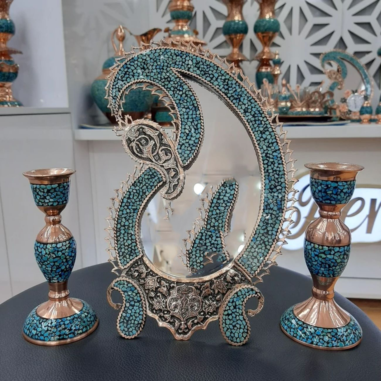 Ensemble Miroir à Incrustation Turquoise de Taille Moyenne et Porte-Bougie – Marque Paransa