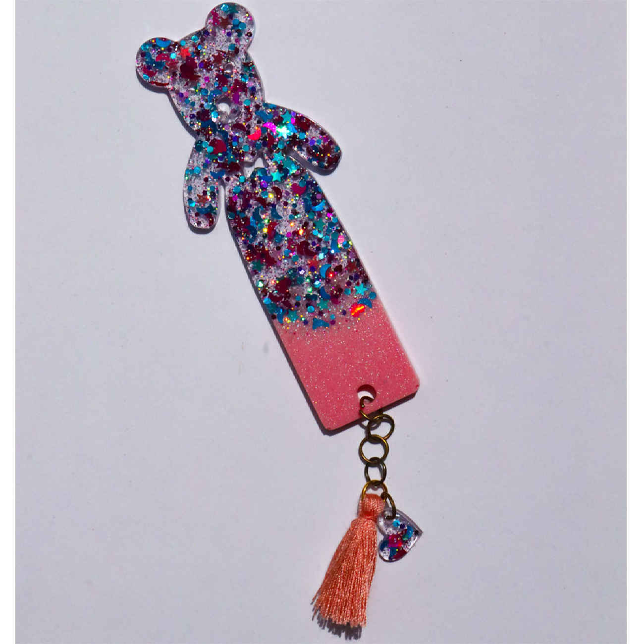 Marque-pages minimaliste en résine fait main – Élégant, adapté aux amoureux des livres avec motif ours