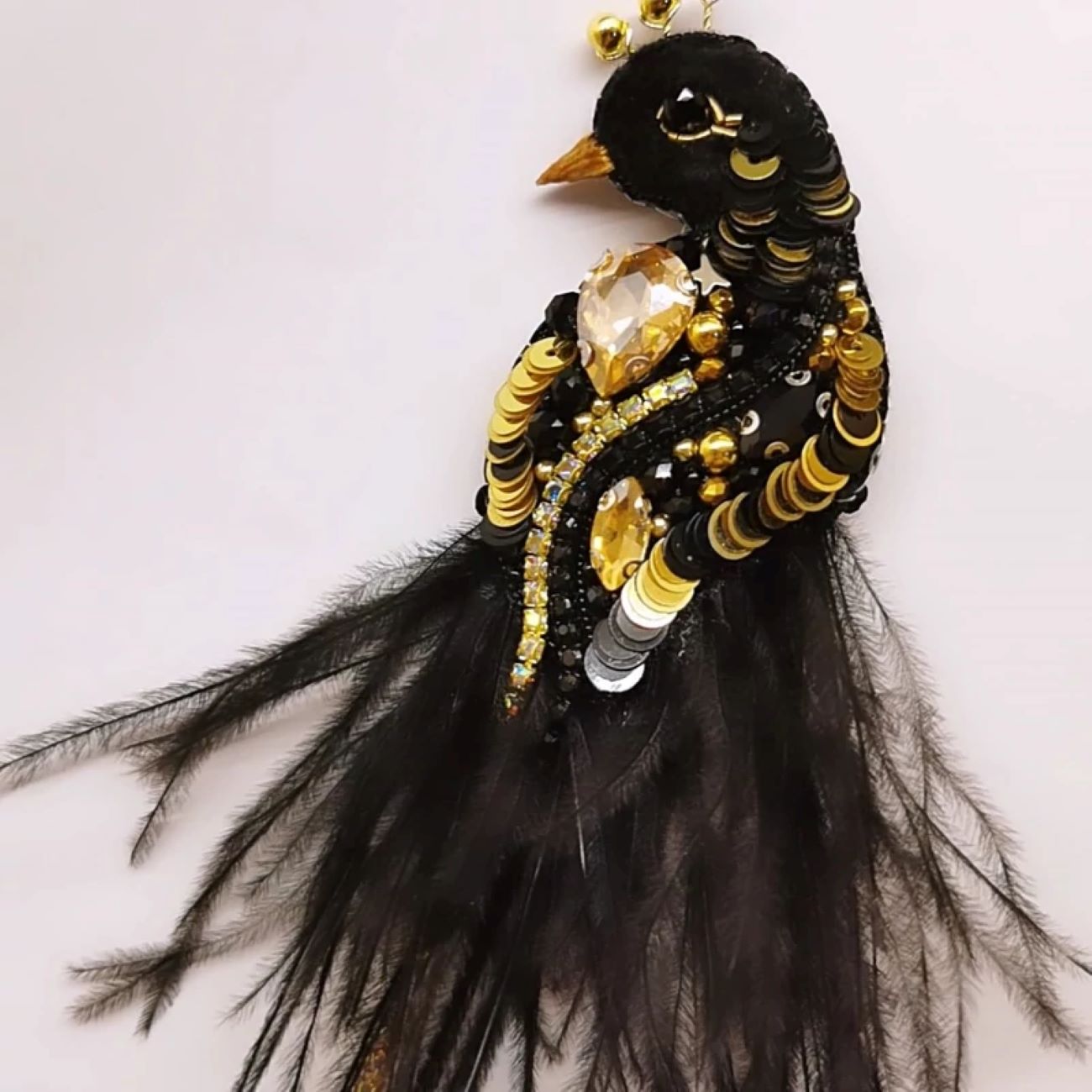 Broche oiseau du paradis – apportez la nature à votre revers