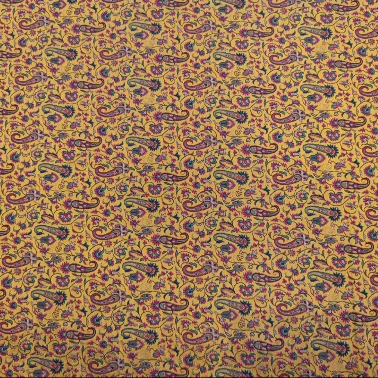 Tissu Termeh royal perse – Élégance tissée main de Yazd